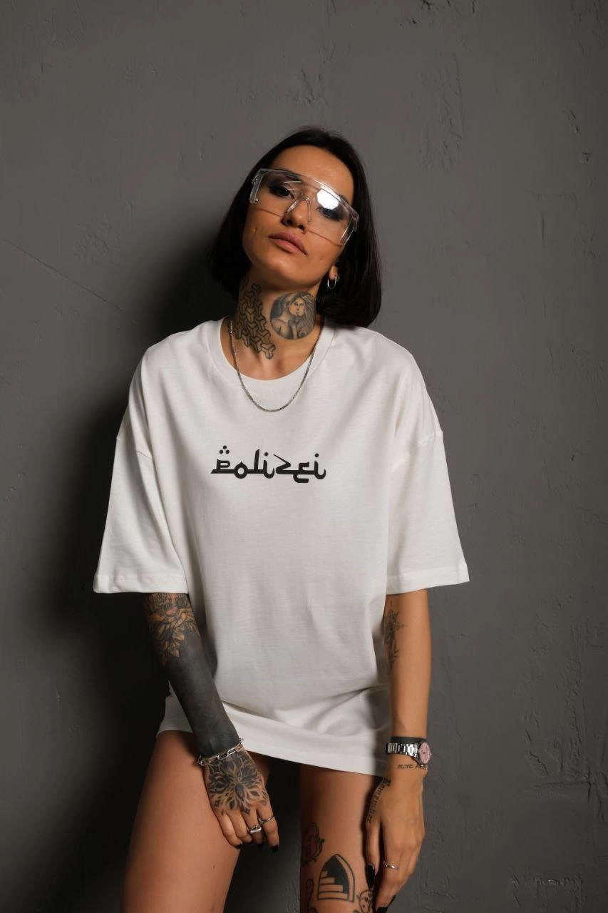 Bisiklet Yakalı Sırt Baskılı Oversize T-Shirt - Beyaz -