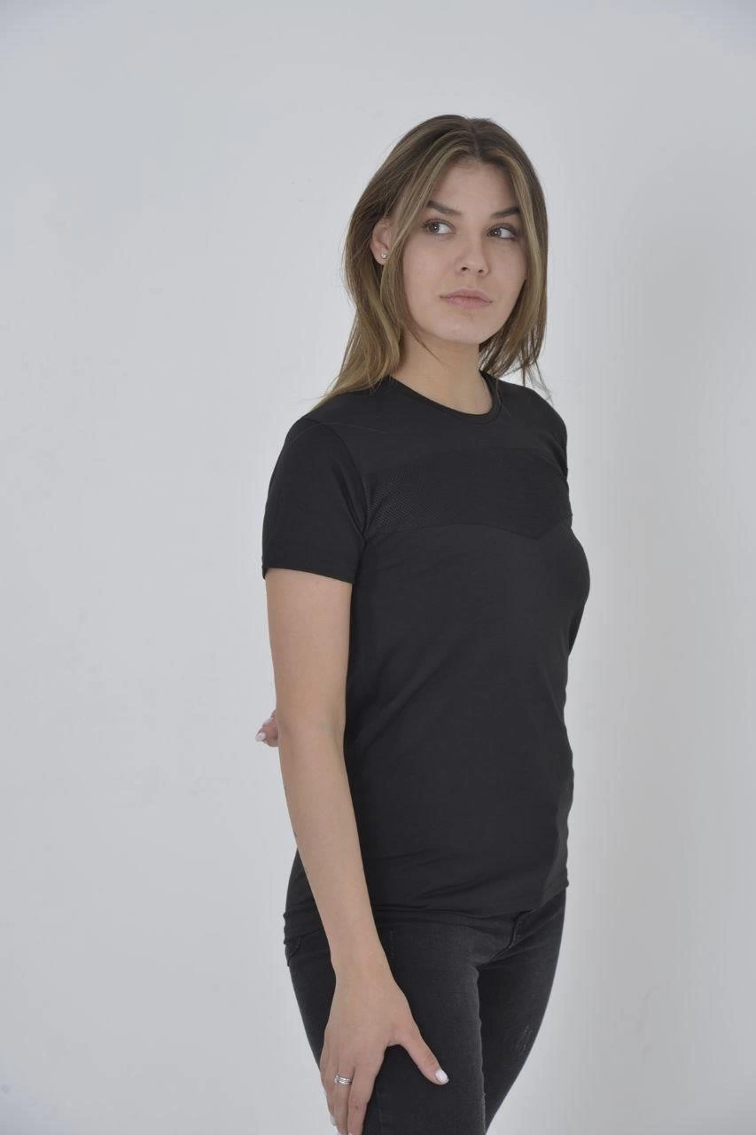 Gögüs Fileli Slim fit T-shirt - Siyah -