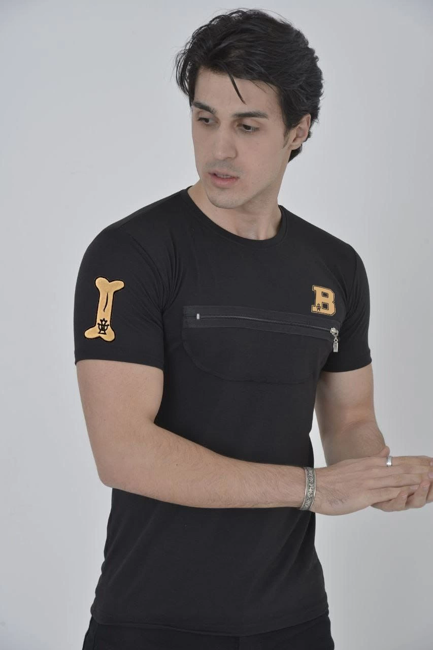 Göğüs Fermuarlı Baskılı T-Shirt - Siyah -