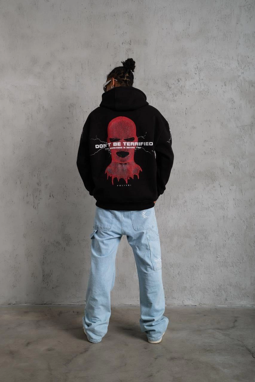 Oversize Üç İplik Kapüşonlu Sweatshirt - Siyah 'Don t Be Terrified' Ön, Sırt ve Kol Baskılı, Kanguru Cepli, Ribanalı Rahat Model- Siyah -