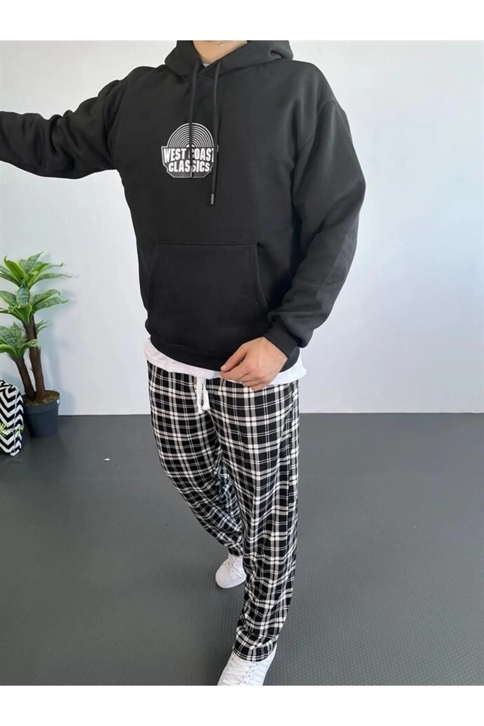 Oversize Kapüşonlu Sweatshirt - Siyah Sırt ve Ön Baskılı-Siyah -