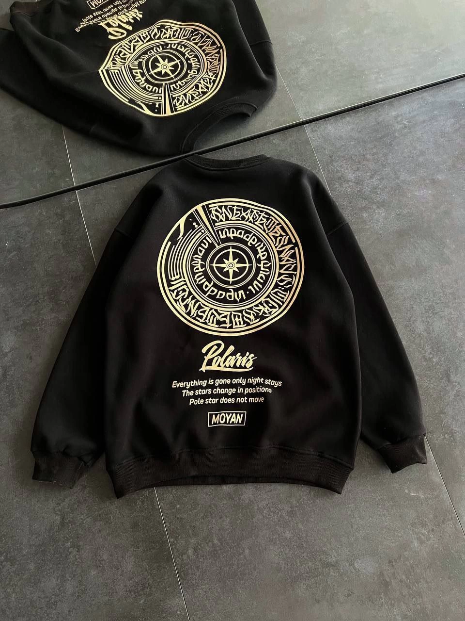 Kışlık Bisiklet Yaka Ön Ve Arka Baskılı SweatShirt - Siyah -