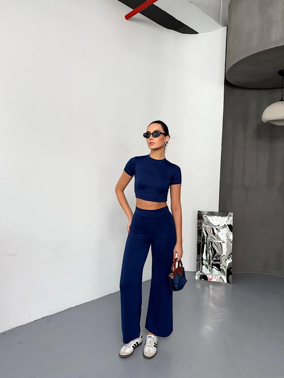 Osy Modal Yumuşak Dokulu Kumaş Kısa Kollu Crop Alt ispanyol Paça Pantalon ikili Takım - Lacivert -
