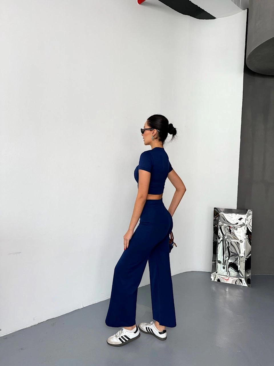 Osy Modal Yumuşak Dokulu Kumaş Kısa Kollu Crop Alt ispanyol Paça Pantalon ikili Takım - Lacivert -