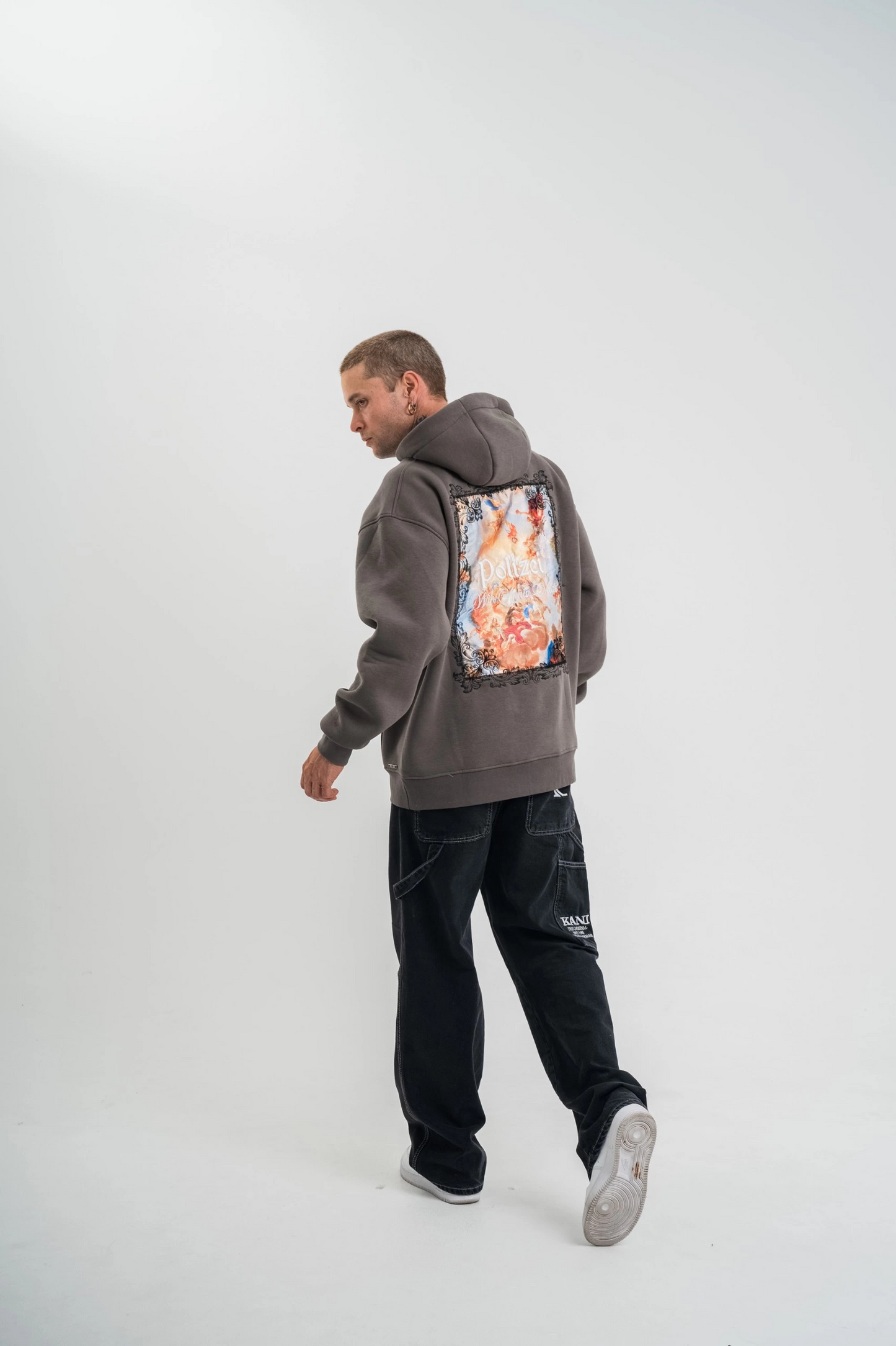Üç İplik Kapşonlu Dijital Patchli SweatShirt - Füme -