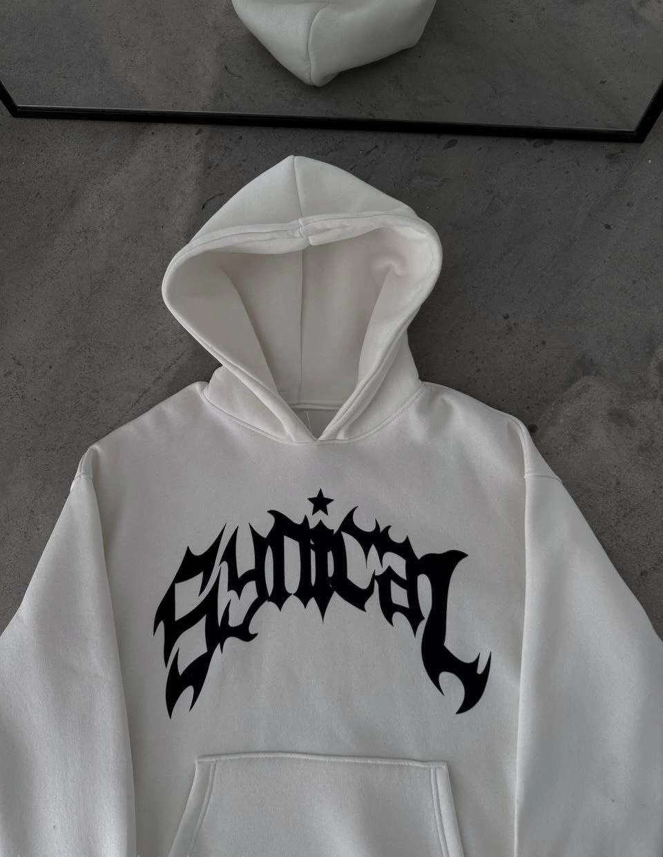 Kışlık Kapüşonlu Baskılı Oversize SweatShirt- Beyaz -
