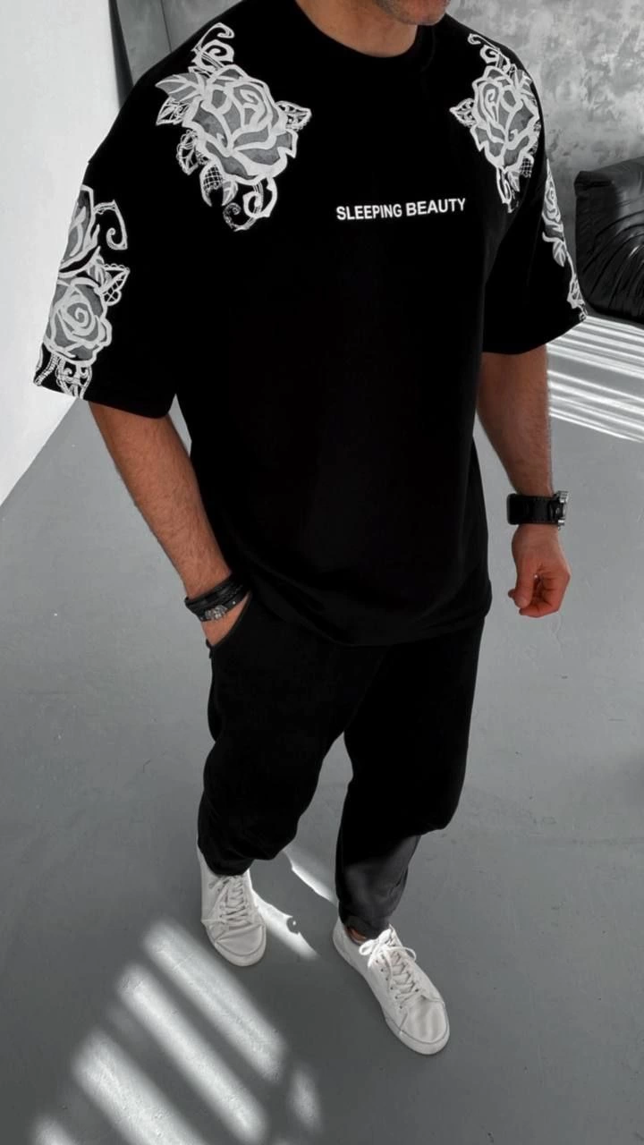Flok Kabartma Baskılı T-Shirt - Siyah