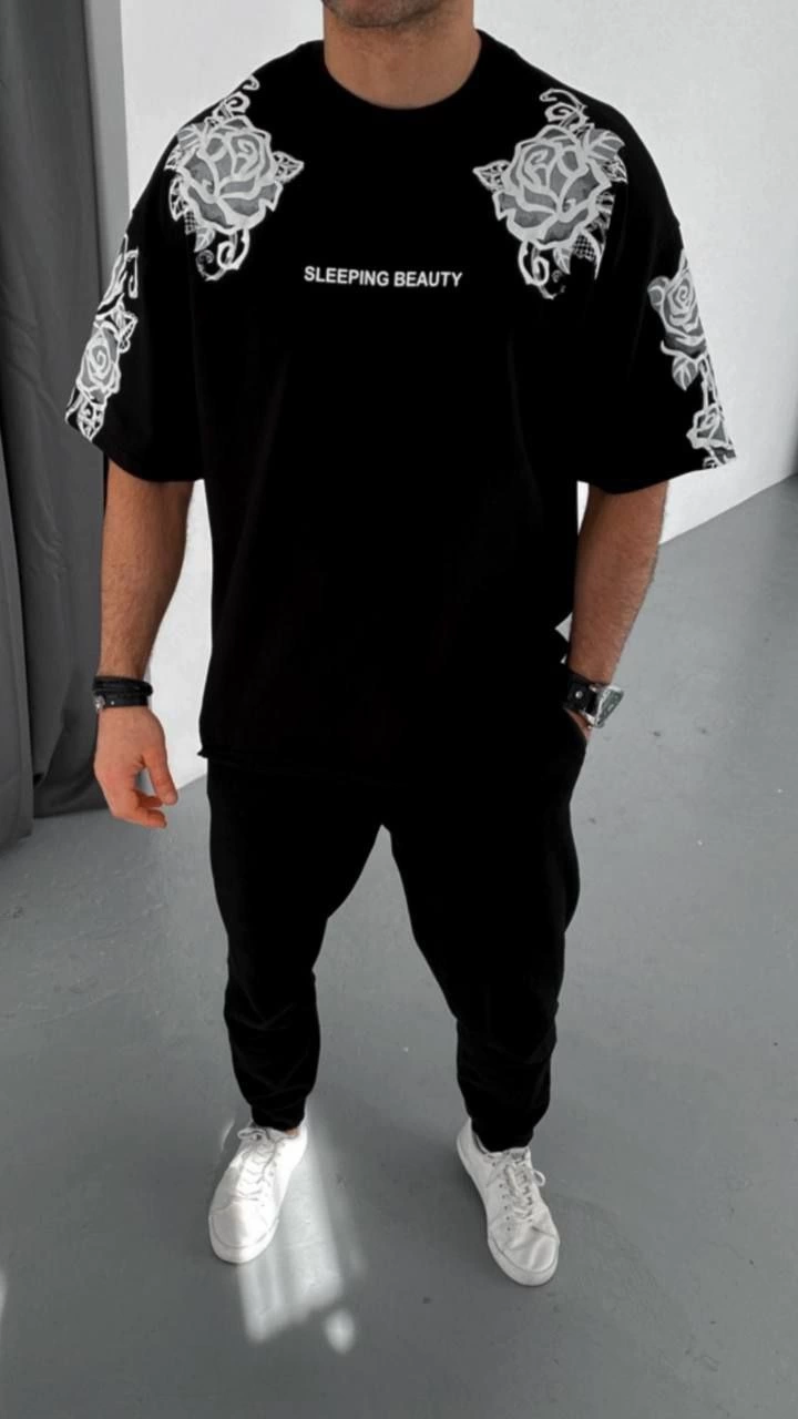Flok Kabartma Baskılı T-Shirt - Siyah