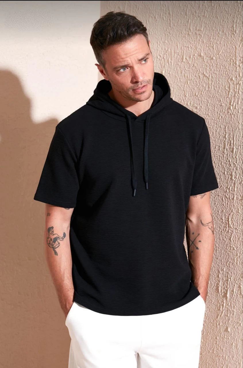 Kapşonlu Kısa Kol Düz Oversize T-shirt - Siyah -
