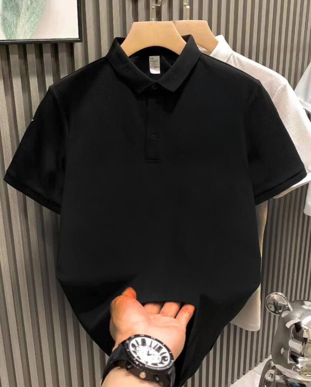 Yakası Düğmeli Yakalı Pike Düz T-Shirt - Siyah -